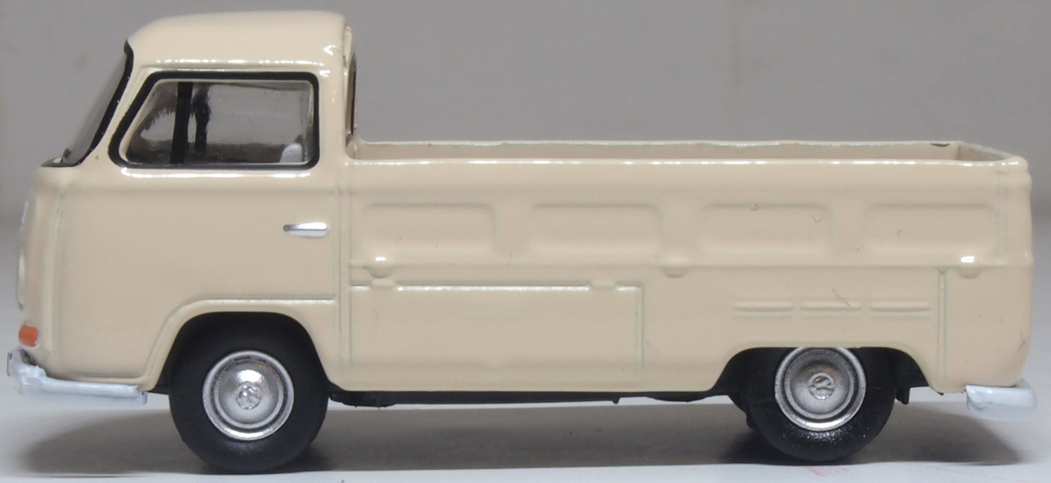 Oxford Diecast VW T2 Bay Window Pick Up Dakota Beige 1:76
