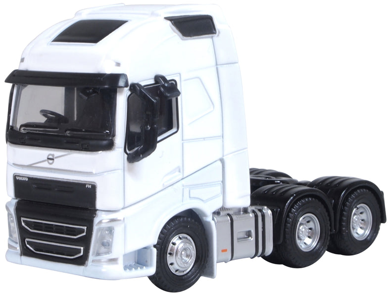No83 ミニカー1/50 VOLVO FH4 Axle Ballasted 76WHVOLCAB_1200x600_crop_cente