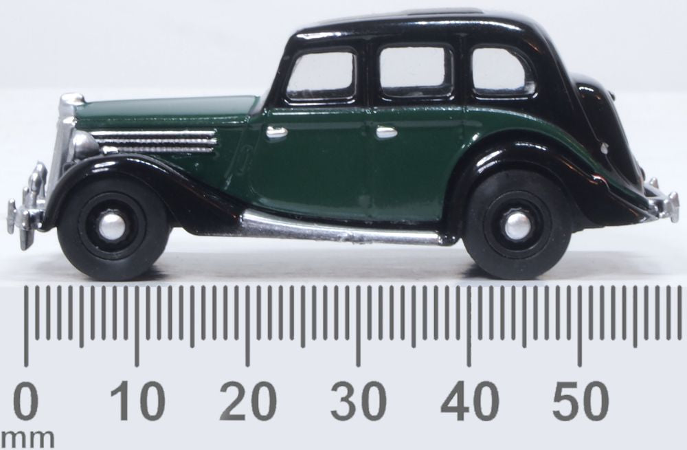 Model of the Wolseley 18/85 Green/Black by Oxford at 1:76 scale.