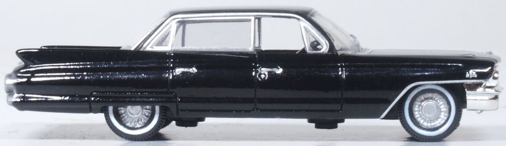 1:87 Scale 1961 FB Special Sedan With Caravan – Diecast Model In Acrylic Case