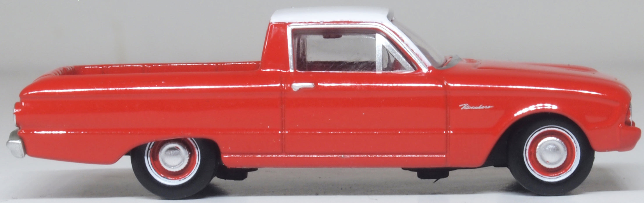 Oxford Diecast 1960 Ford Falcon Ranchero Monte Carlo Red/Corinthian White 1:87