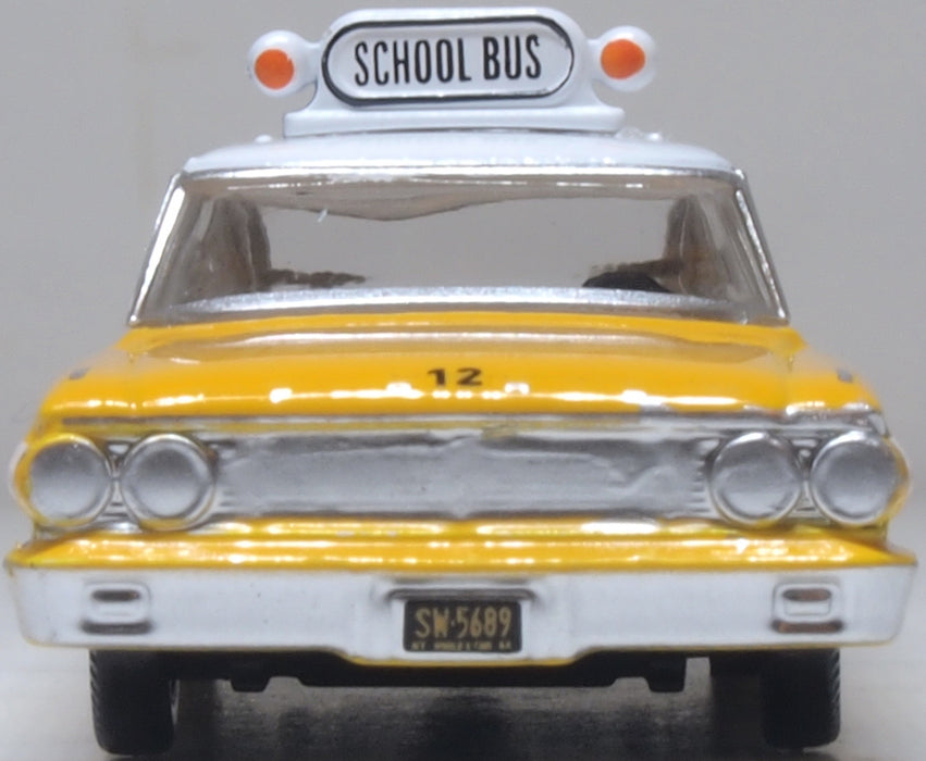 Oxford Diecast 1964 Ford Country Station Wagon  Central School Bus 1:87