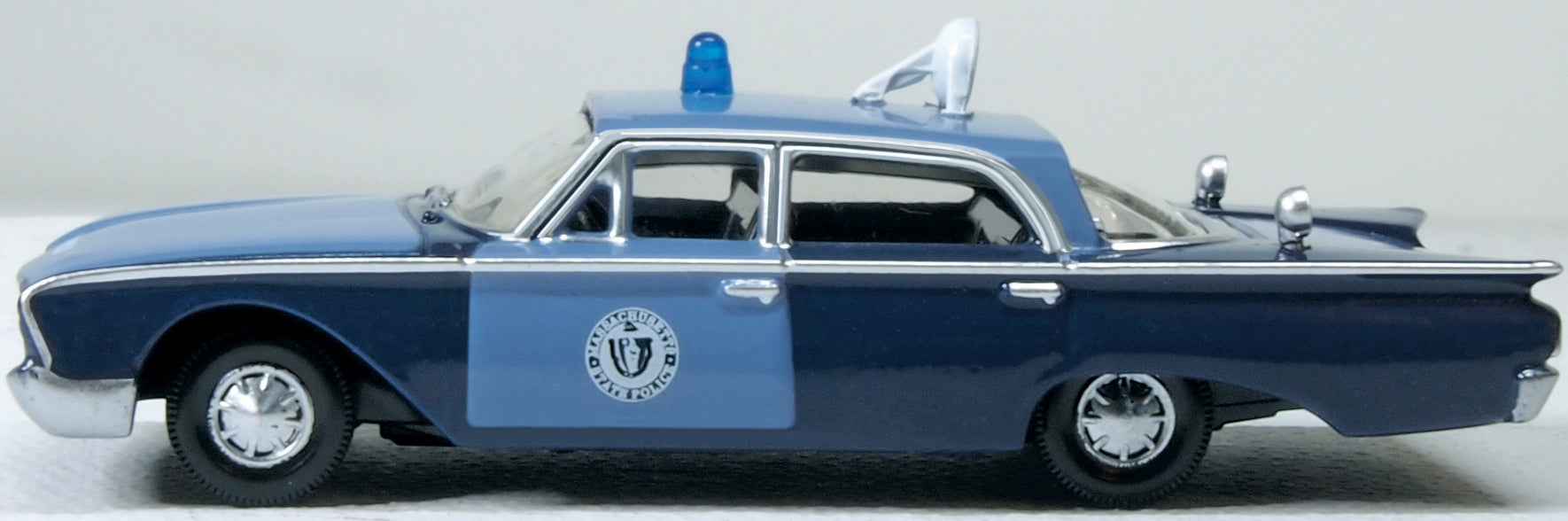 Oxford Diecast 1960 Ford Fairlane Sedan Massachusetts State Police Radar Car 1:87