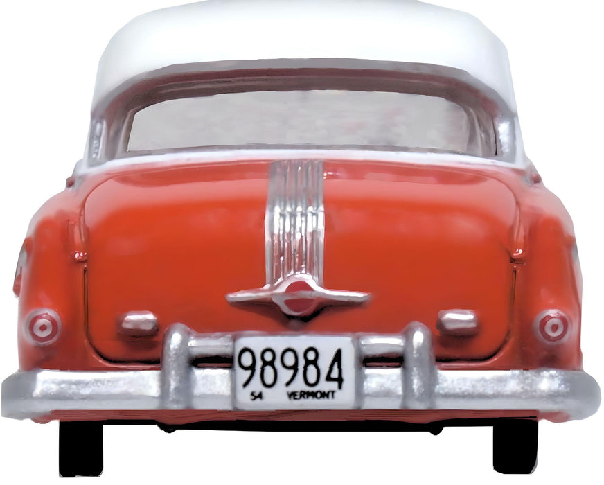 Oxford Diecast Coral Red/Winter White Pontiac Chieftain 4 Door 1954 87PC54004 1:87 HO Scale Rear