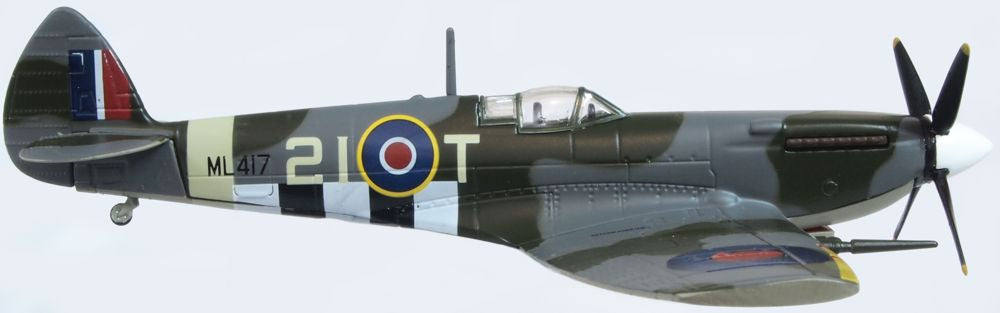 Oxford Diecast Spitfire Ixe 443 Sqn. RCAF AC098 1:72 Scale Right