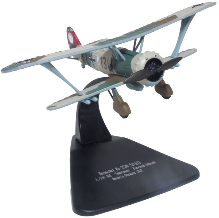 Oxford Diecast Henschel 123 3./Stg 165. Immelmann - Germany 1937  No Swastika 1:72