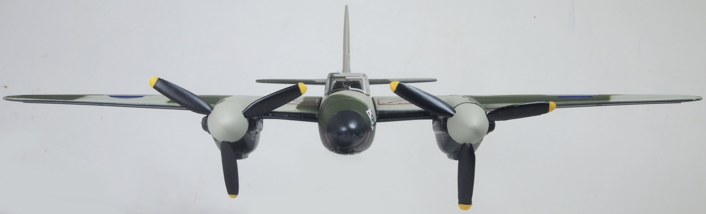 Oxford Diecast 1943 D H Mosquito NF MkII P.G.Wykeham-Barnes. Raf No.23 Sqn. Malta 1:72