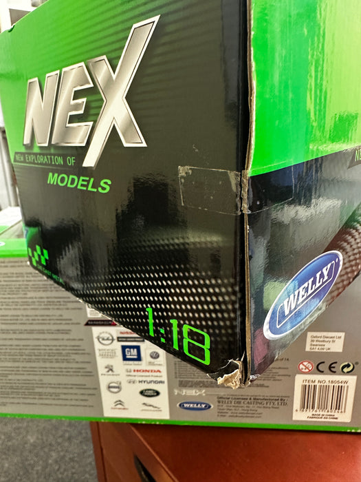 Welly Land Rover Range Rover 1:18_ Please read description.