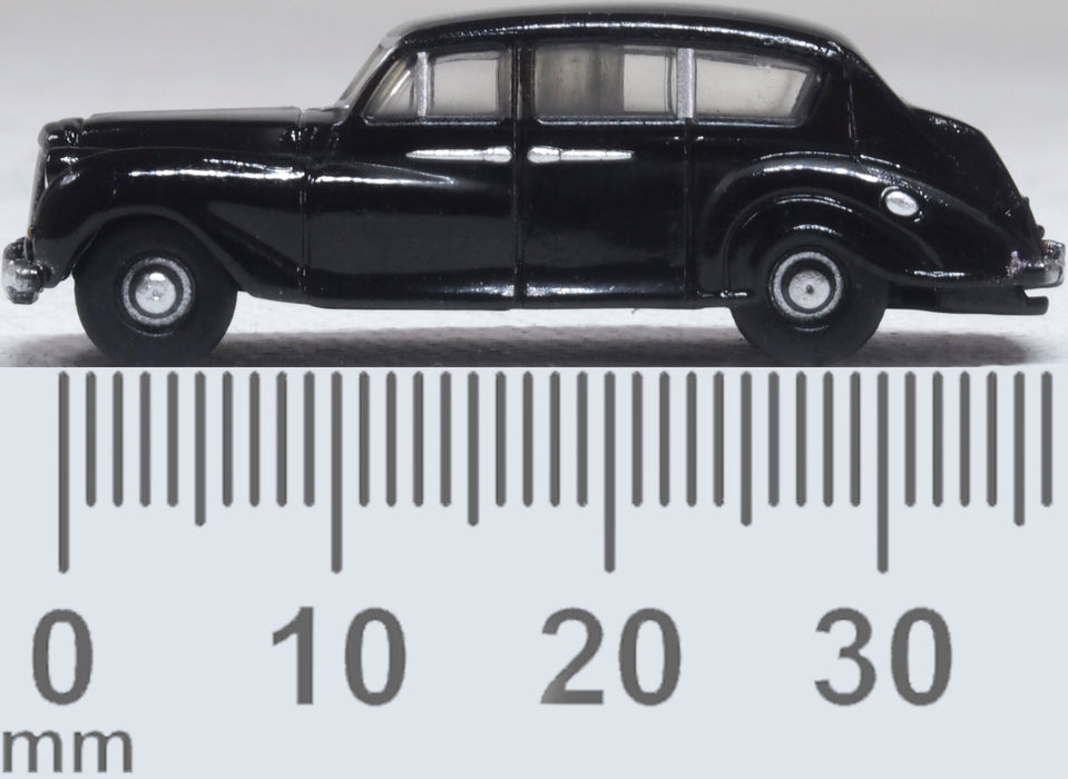 Oxford Diecast Austin Princess Black (Beatles) 1:148