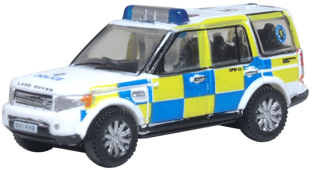 Model of the Land Rover Discovery 4 West Midlands Police by Oxford at 1:148 scale.