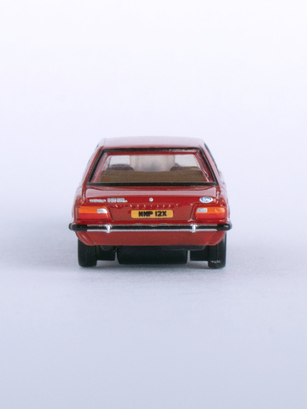 Oxford Diecast Ford Cortina Mk5 Scala N 1:148 - Modellino Auto Cardinal Red Per Collezionisti