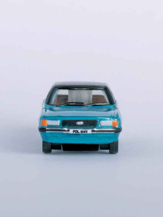 Oxford Diecast Ford Cortina Mk5 Cosmos Blue 1:148
