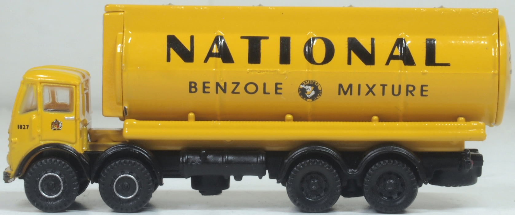 Oxford Diecast Foden FG Cylindrical Tanker National Benzole 1:148