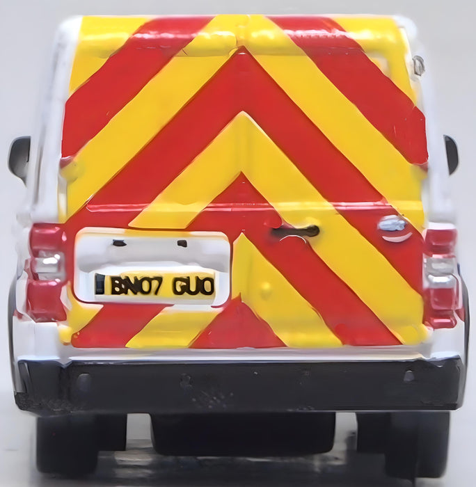 Oxford Diecast Network Rail Ford Transit Connect 1:148 N Scale model rear