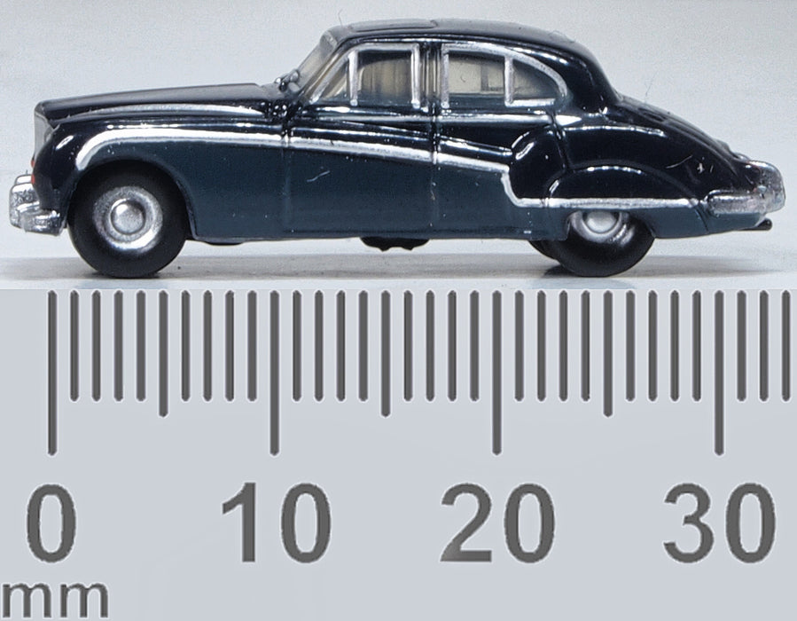 Oxford Diecast Jaguar MKVIII Indigo Blue-Cotswold Blue NJAG8003 Measurements