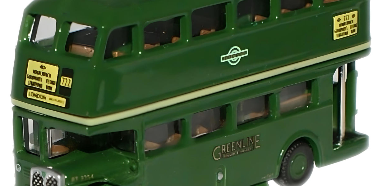 Oxford Diecast Green Line RT Bus - 1:148 Scale