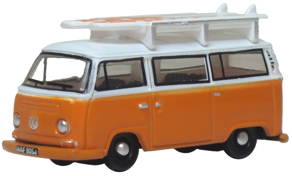 Oxford Diecast VW T2 Bay Window Bus/surfboards Signal Orange/White 1:148
