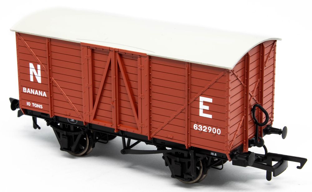 OR76J26001 Bundle with 3 Banana Vans