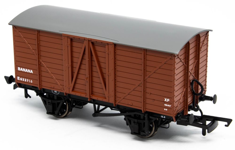 OR76J26003 Bundle with 3 Banana Vans