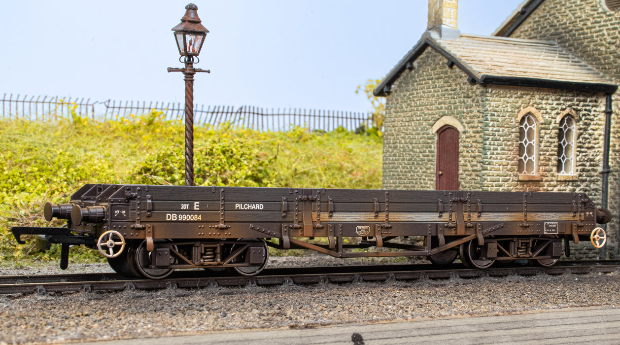 Oxford Rail Pilchard Wagon - BR Weathered DR990084 1:76