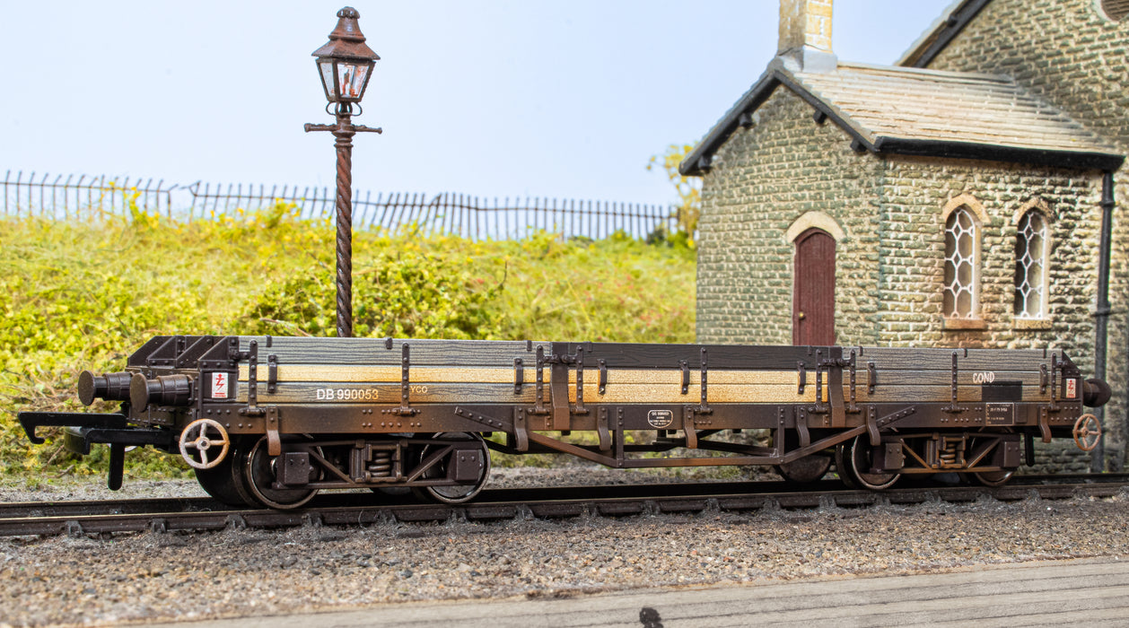 Oxford Rail Pilchard Wagon - BR Condemned DB990053 1:76