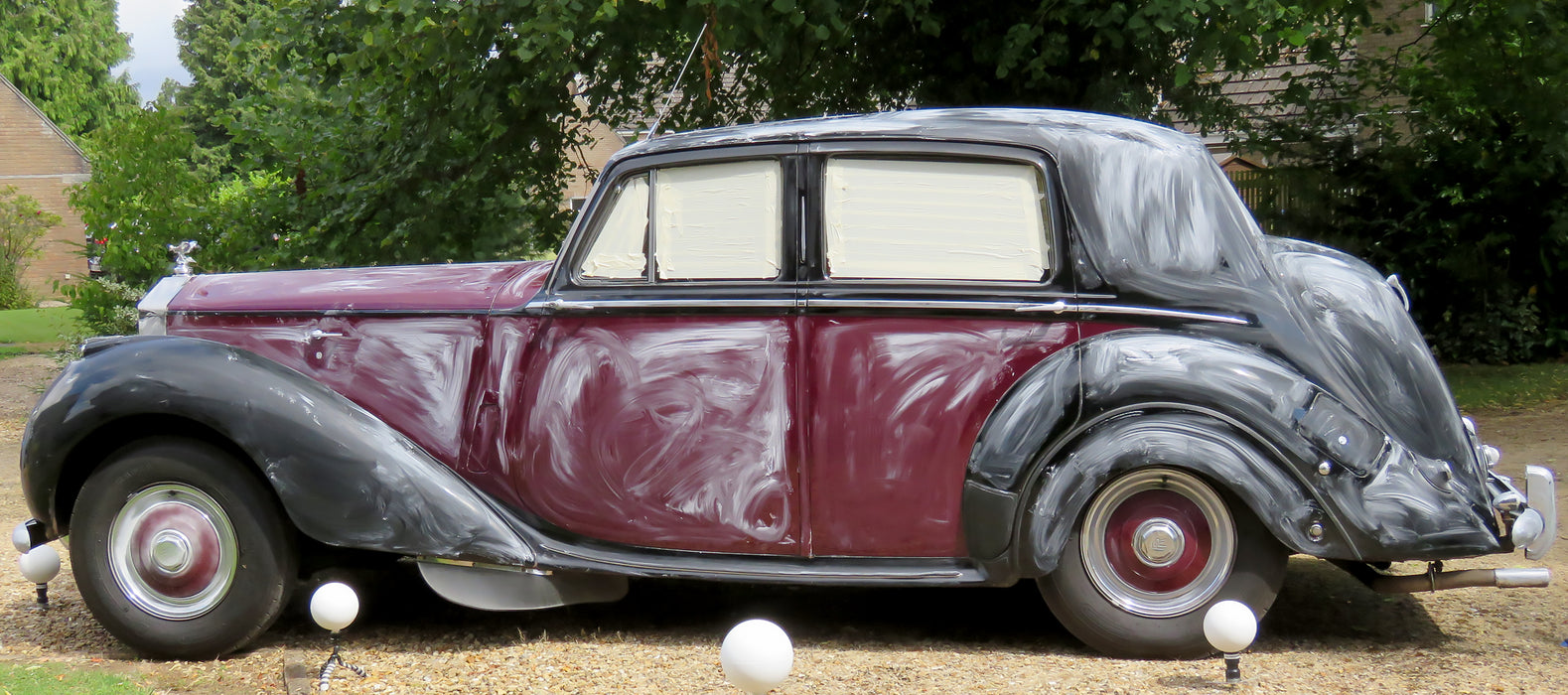 Oxford Diecast 1:43rd Scale Rolls Royce Silver Dawn/std Steel Maroon/black 43RSD001 Scanned Car Side On Pre Scan