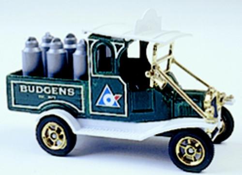 OXFORD DIECAST 005TG Tetra Milk (Budgens) Oxford Originals Non Scale Model 