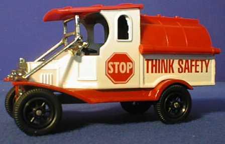 OXFORD DIECAST 084TU Safety Tanker Oxford Originals Non Scale Model 