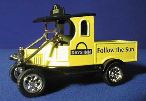 OXFORD DIECAST 093TGU Days Inn Trucks Oxford Originals Non Scale Model 