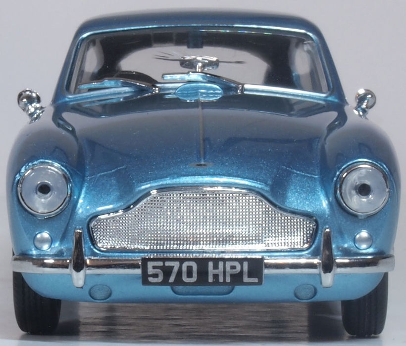 Oxford Diecast Aston Martin DB2 MKIII Saloon Elusive Blue