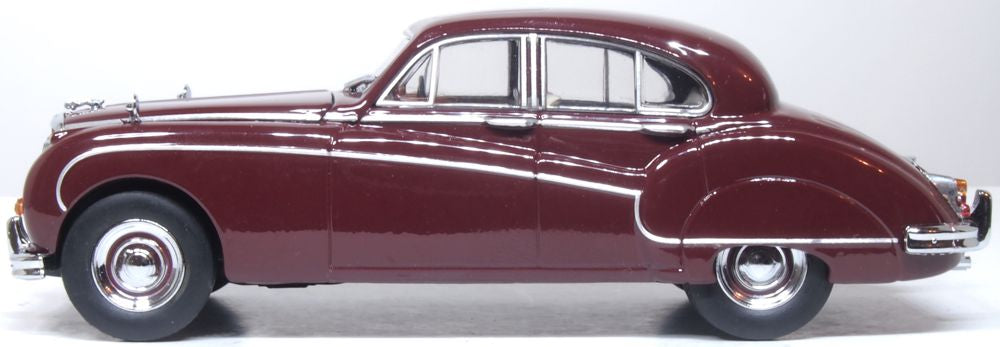 Oxford Diecast Jaguar MKIX Imperial Maroon