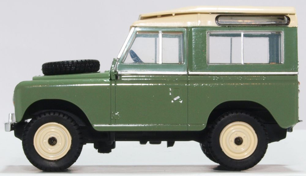 Oxford Diecast Land Rover Series IIA SWB Station Wagon Pastel Green 43LR2AS003