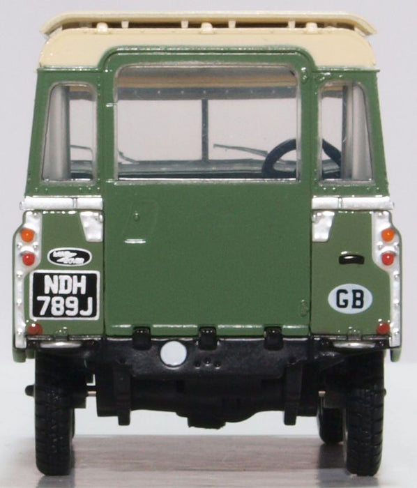 Oxford Diecast Land Rover Series IIA SWB Station Wagon Pastel Green 43LR2AS003