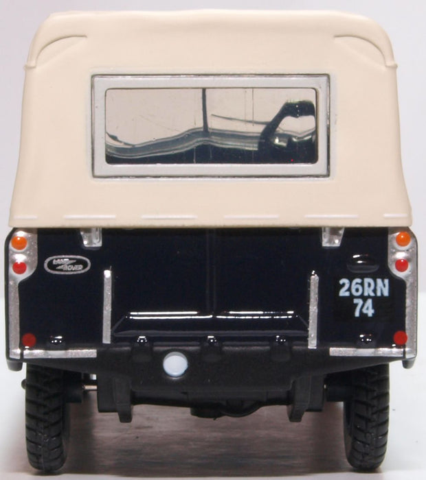 Oxford Diecast Land Rover Series III SWB Canvas Royal Navy 43LR3S004