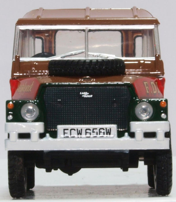 Oxford Diecast Land Rover Lightweight Hard Top Fred Dibnah 43LRL006