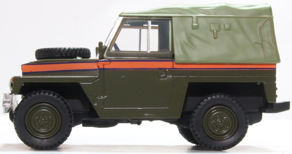 Oxford Diecast Land Rover Lightweight Canvas RAF Police 43LRL007