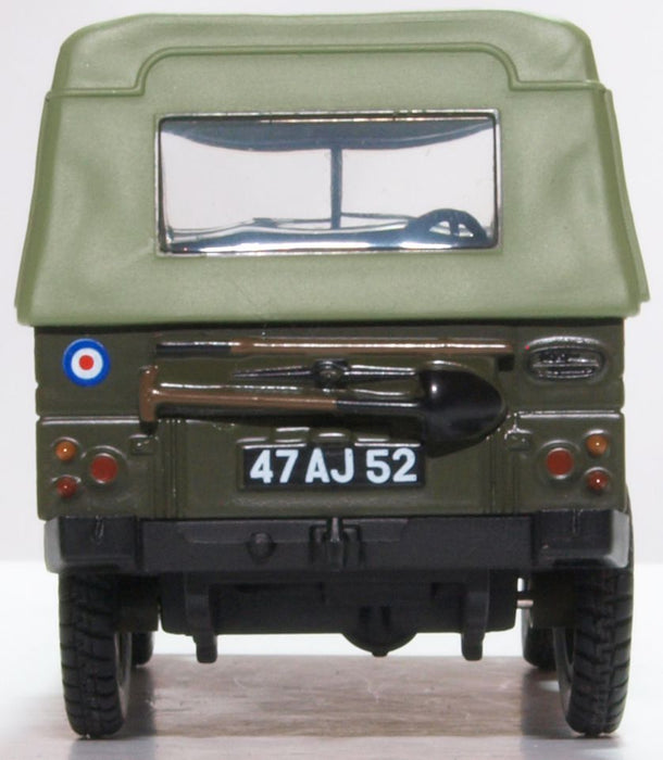 Oxford Diecast Land Rover Lightweight Canvas RAF Police 43LRL007