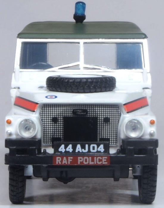 Oxford Diecast RAF Police Akrotiri Land Rover Lightweight -1:43 scale 43LRL010
