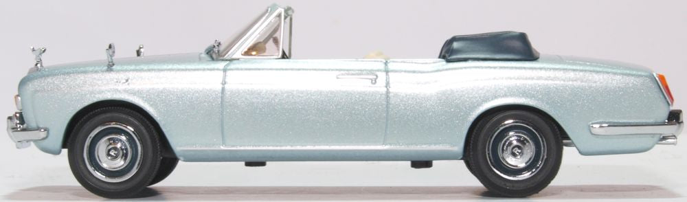 Oxford Diecast Rolls Royce Corniche Convertible MPW Open Silver 43RRC003 1:43rd scale model left