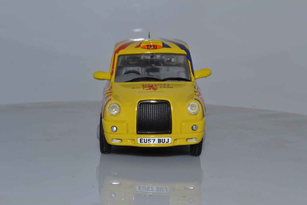 Oxford Diecast Tunnocks TX4 Taxi