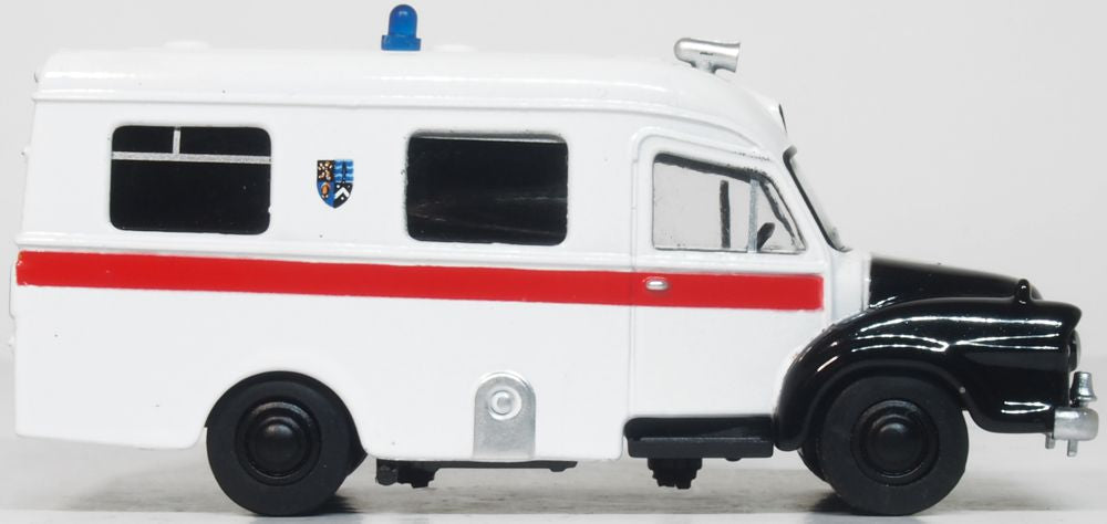 Oxford Diecast Aberystwyth Bedford J1 Ambulance