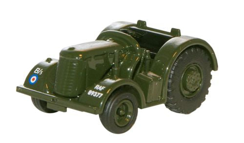 Oxford Diecast RAF David Brown Tractor - 1:76 Scale 76DBT001