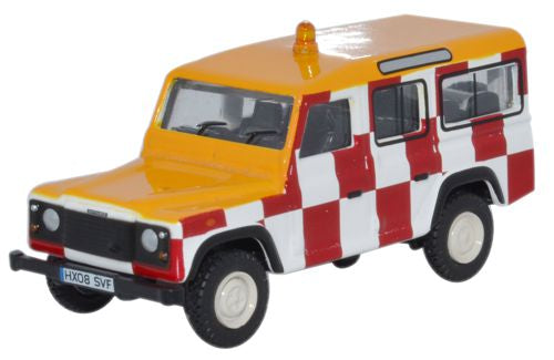 Oxford Diecast Land Rover Defender Station Wagon RAF Northolt - 1:76 S 76DEF010