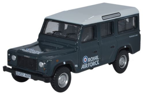Oxford Diecast Land Rover Defender Station Wagon RAF  - 1:76 Scale 76DEF013