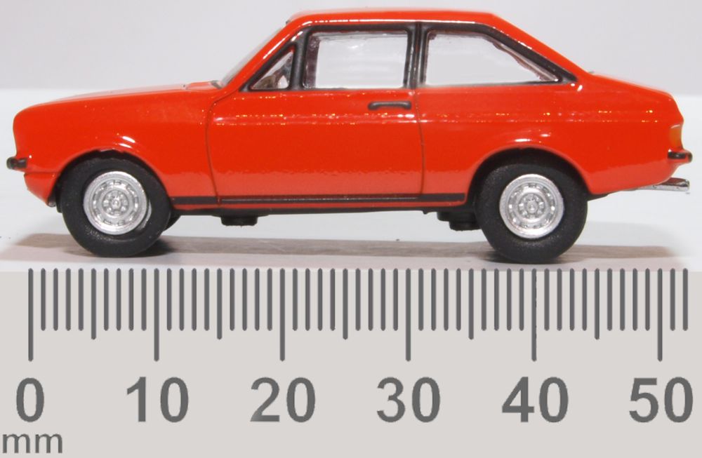 Oxford Diecast Ford Escort Mk2 Tango 1:76 Scale 76ESC001