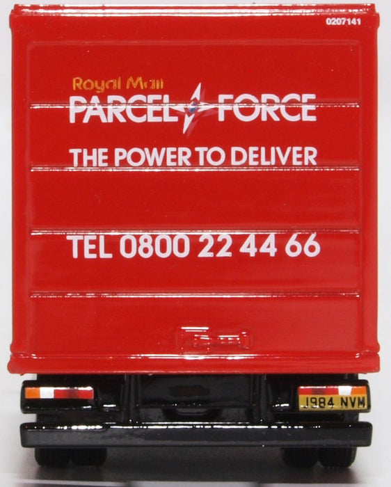Oxford Diecast Ford Cargo Box Van Parcelforce 76FCG005