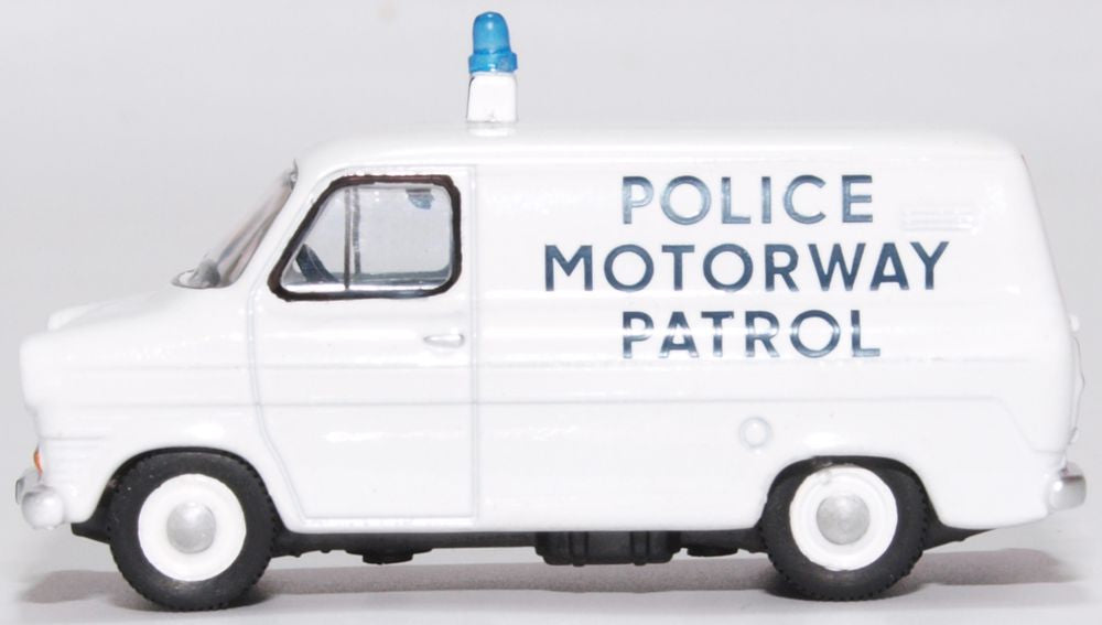 Oxford Diecast Ford Transit Kk1 Police Motorway Patrol Gwent 76FT1007