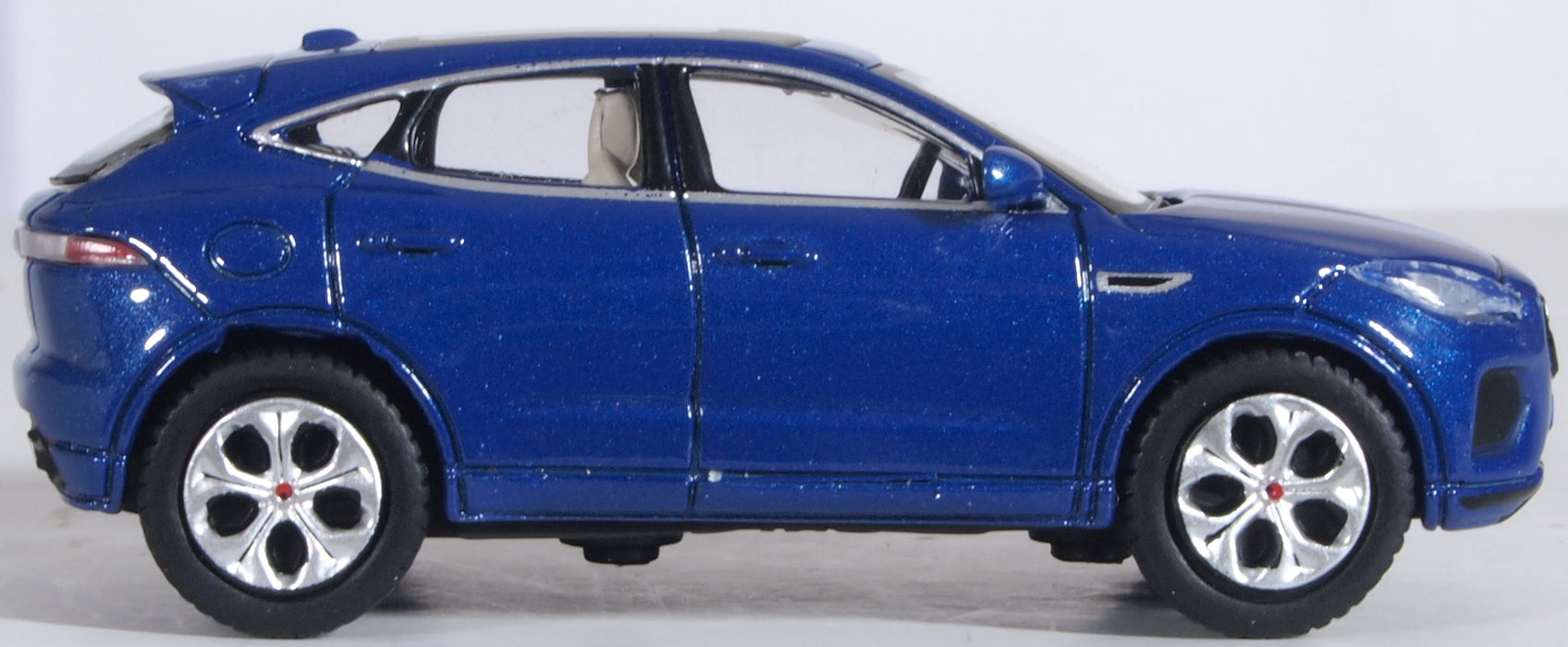 Oxford Diecast Caesium Blue Jaguar E Pace 76JEP001