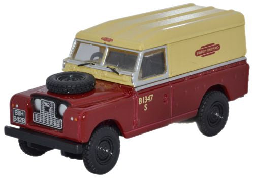 Oxford Diecast British Rail Land Rover Series II - 1:76 Scale 76LAN2001