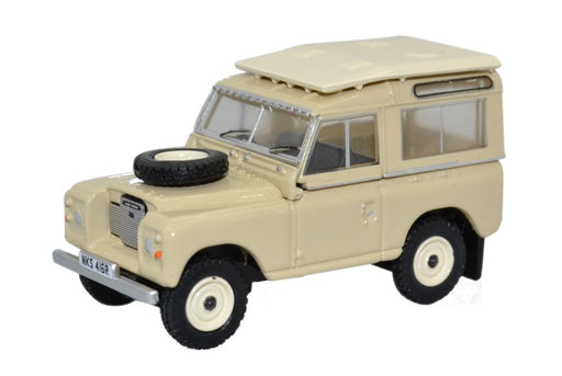 Oxford Diecast Land Rover Series III Station Wagon Limestone 76LR3S001